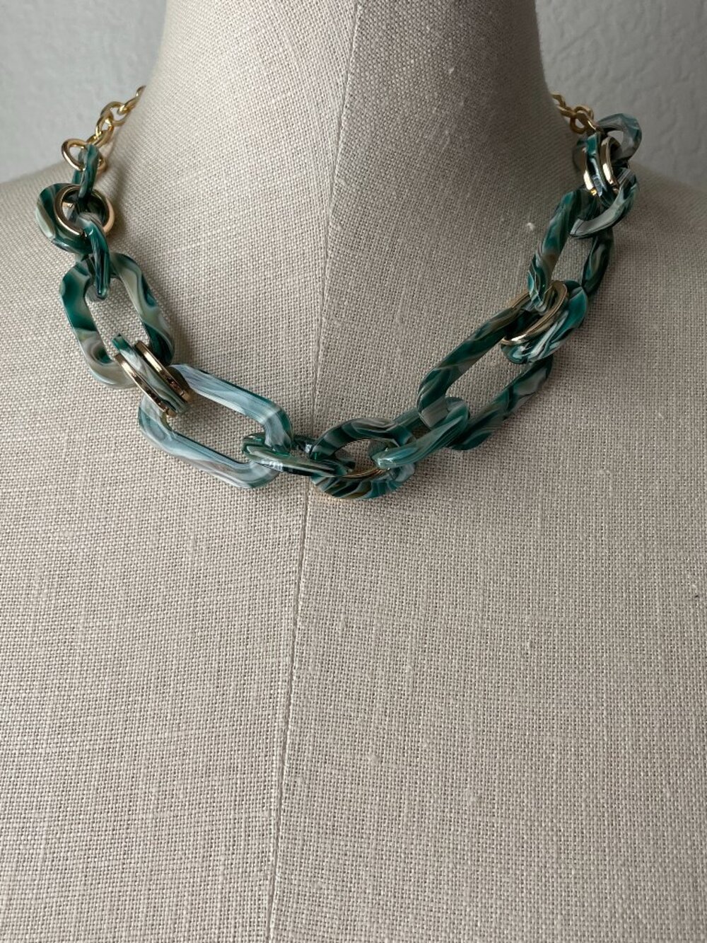 Ann Taylor Factory Necklace-NWT
